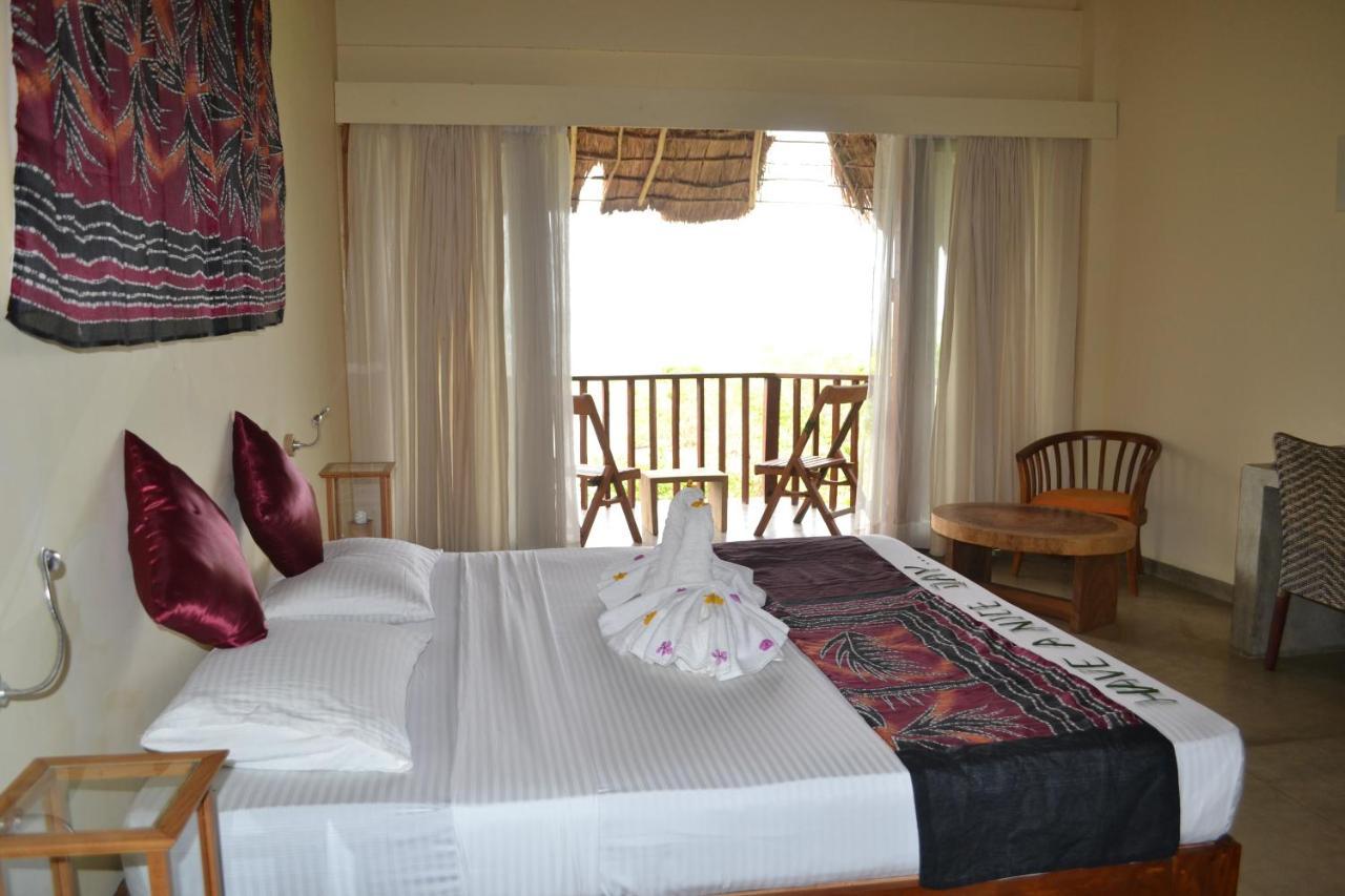 Giman Free Beach Resort Passikudah Ngoại thất bức ảnh
